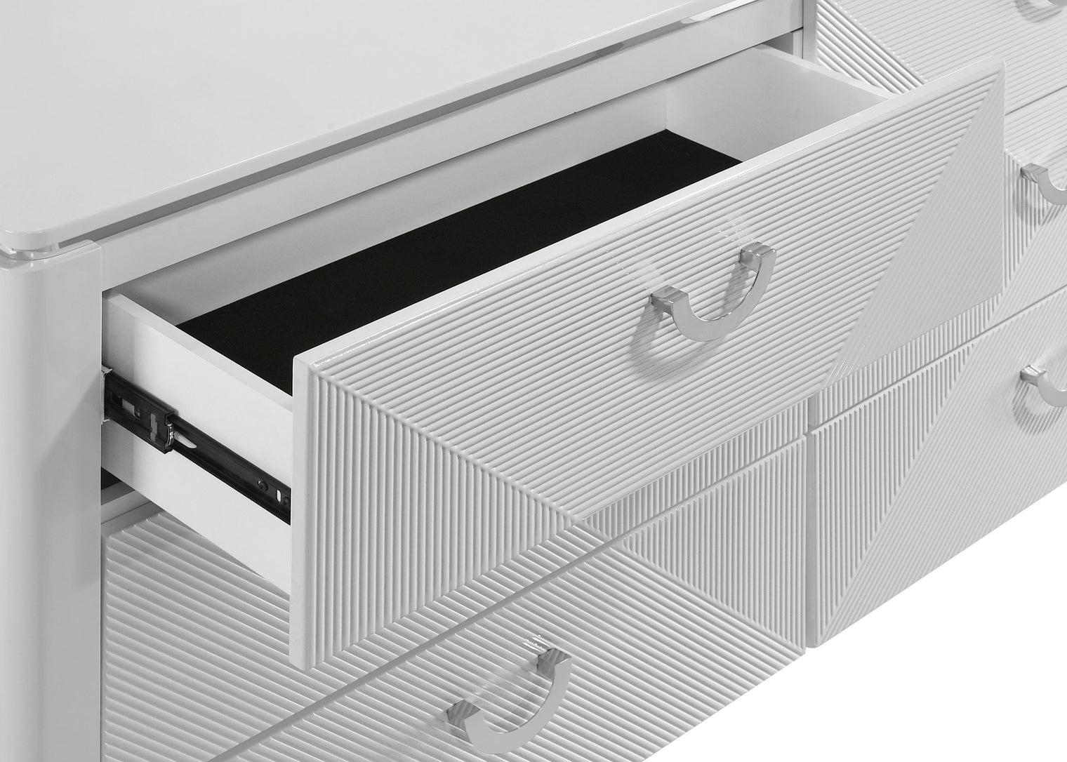 Dresser Cassia