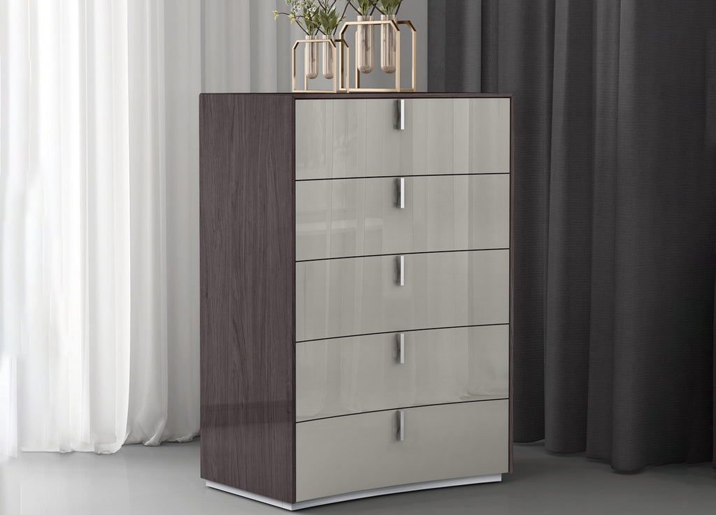 Berlin Chest of Drawers - Environment