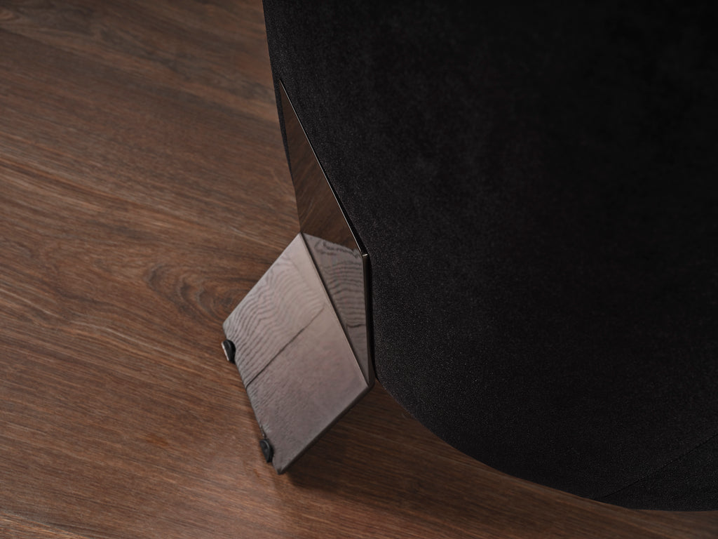 Favori Accent Armchair - Legs