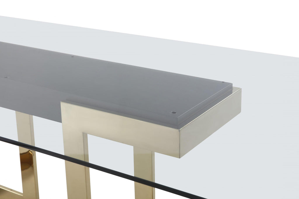Sumo Dining Table - Closer look