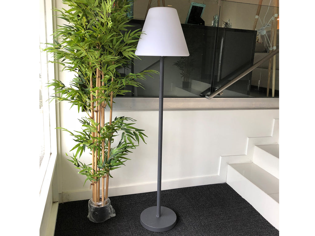 Lumi Outdoor Speaker Floor Lamp - Environment 