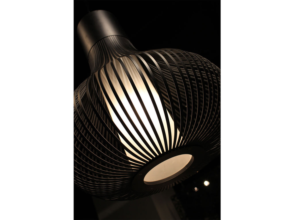 Erik Pendant Lamp Black - Closer look